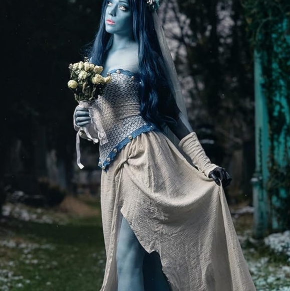 Corpse Bride Costume - Picture 9 of 14